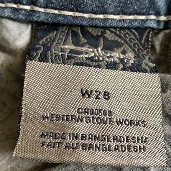 FIRM 🌺 Silver AIKO capris - Picture 3 of 4